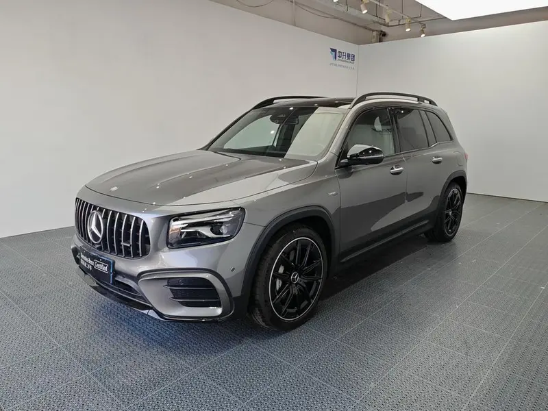 Mercedes-Benz GLB AMG AMG GLB 35 4MATIC, 2024 — фото 1