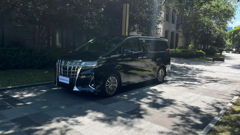 Toyota Alphard, 2020