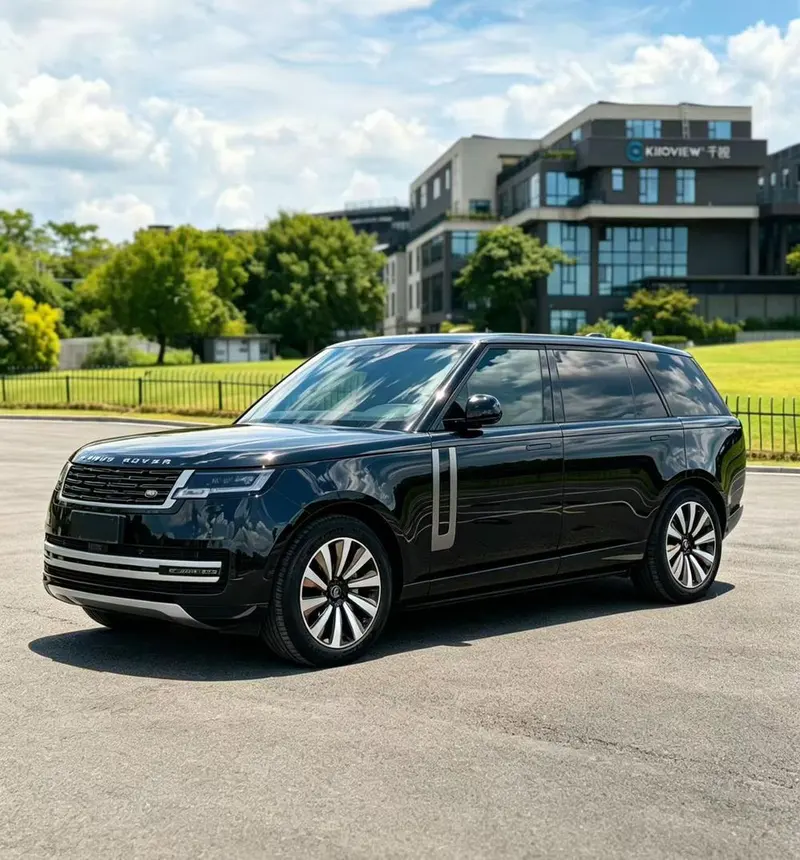 Land Rover Range Rover 3.0 L6 400PS Extended Edition, 2024 — фото 1