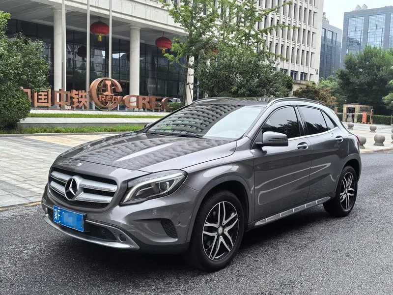 Mercedes-Benz GLA GLA 220 4MATIC Luxury Version, 2015 — фото 1