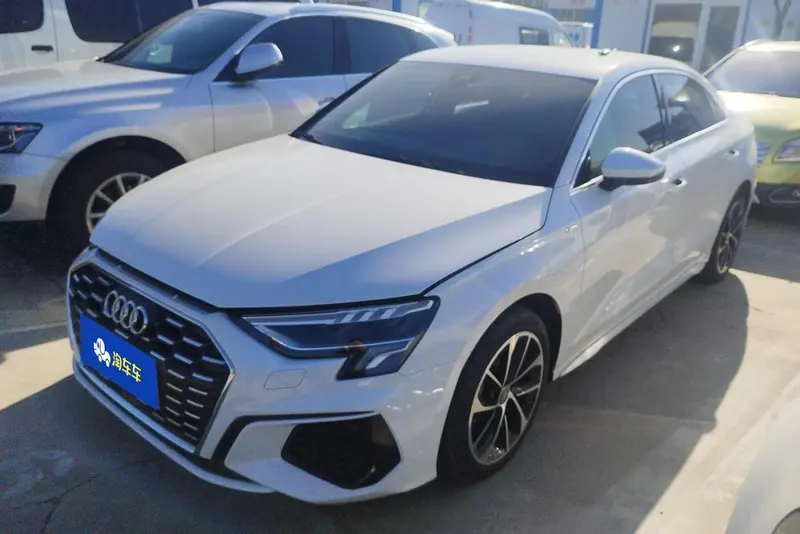 Audi A3 A3L Limousine 35 TFSI Sport Version, 2021 — фото 1