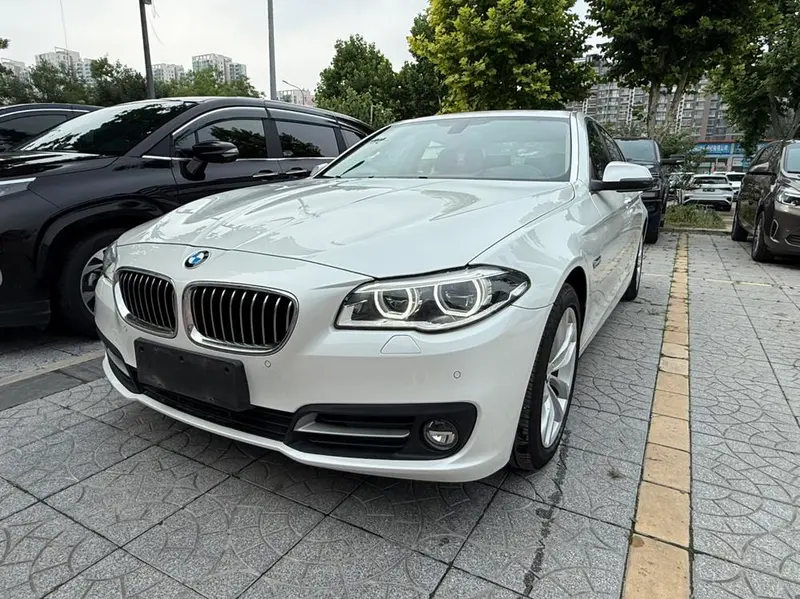 BMW 5-Series, 2015