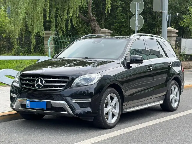 Mercedes-Benz M-Class ML 400 4MATIC Version, 2014 — фото 1