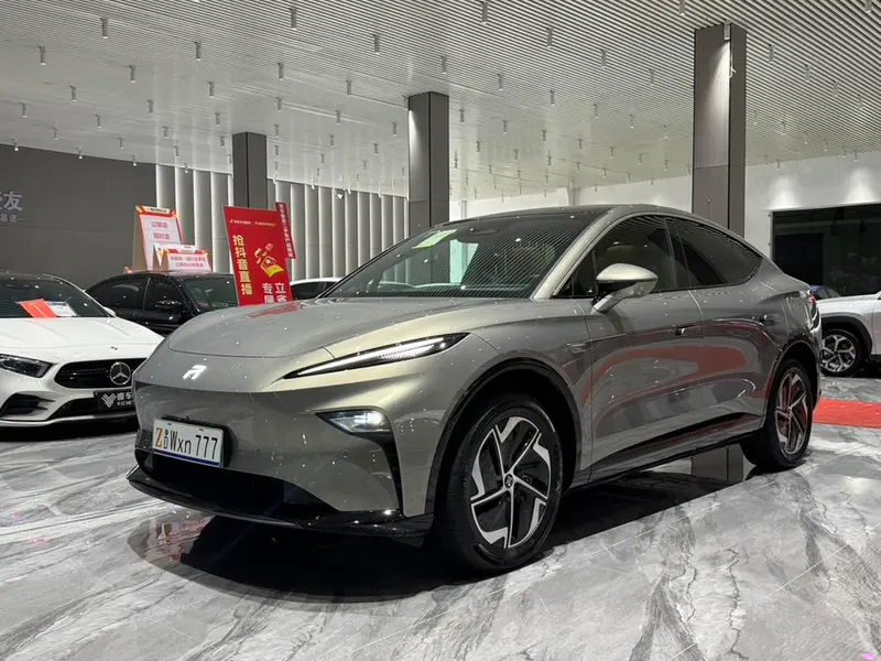 Rising Auto R7, 2025