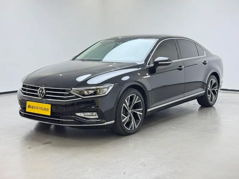 Volkswagen Magotan 330TSI DSG Luxury Version, 2020 — фото 1