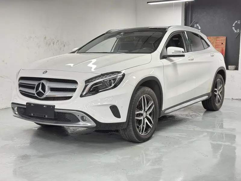 Mercedes-Benz GLA GLA 220 4MATIC Luxury Version, 2015 — фото 1