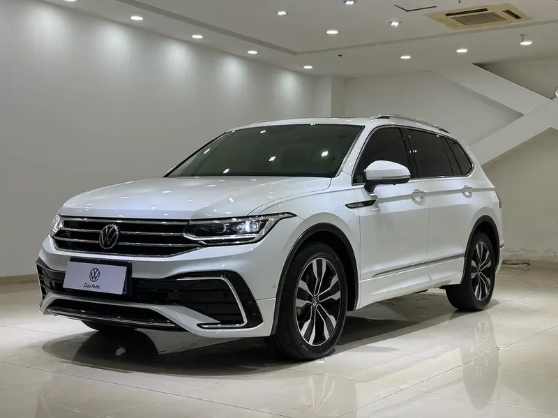 Volkswagen Tiguan L 330TSI 2WD R-Line Edition, 2024 — фото 1