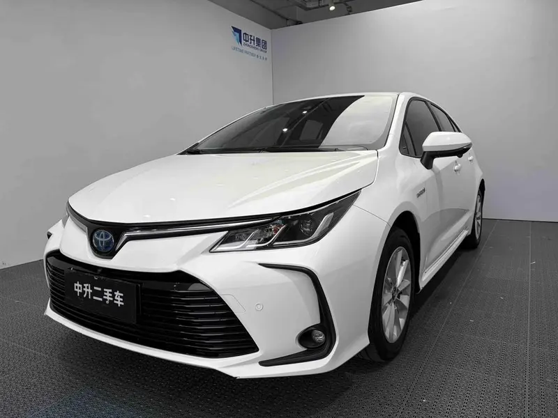 Toyota Corolla Dual Engine 1.8L E-CVT Elite Edition, 2021 — фото 1