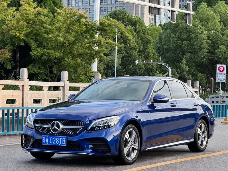 Mercedes-Benz C-Class, 2020