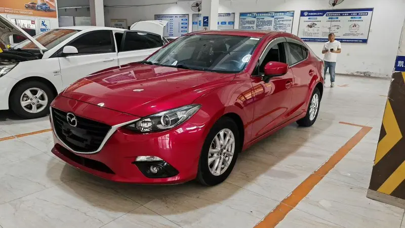 Mazda 3 Axela, 2014