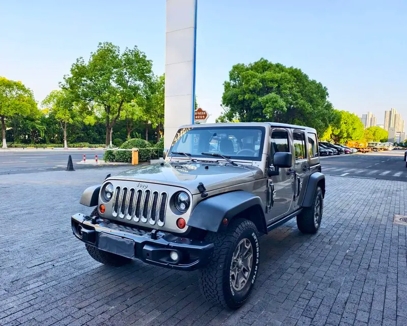 Jeep Wrangler, 2013
