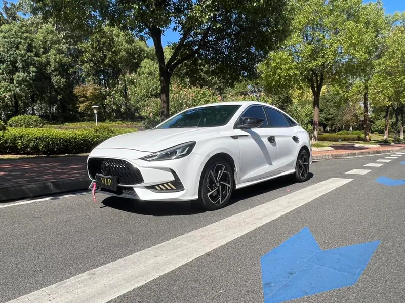 MG 5, 2022