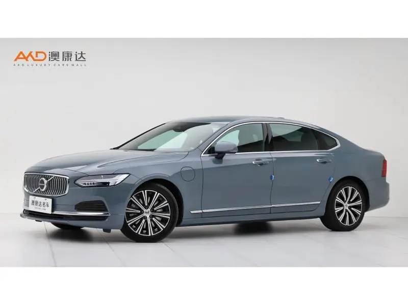 Volvo S90 PHEV T8 E Hybrid Luxury Edition, 2021 — фото 1