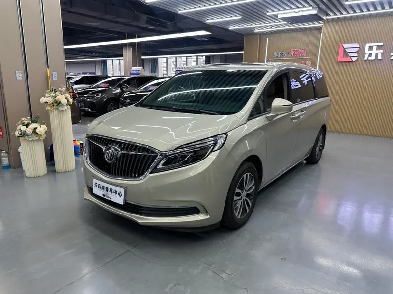 Buick GL8, 2017