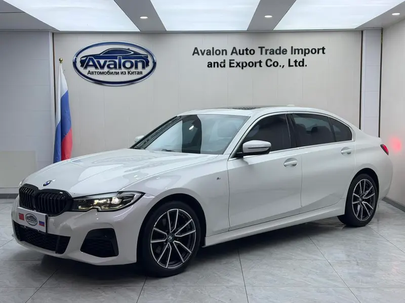 BMW 3-Series, 2022