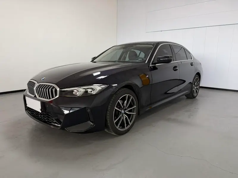 BMW 3-Series, 2023