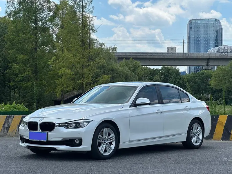 BMW 3-Series, 2017