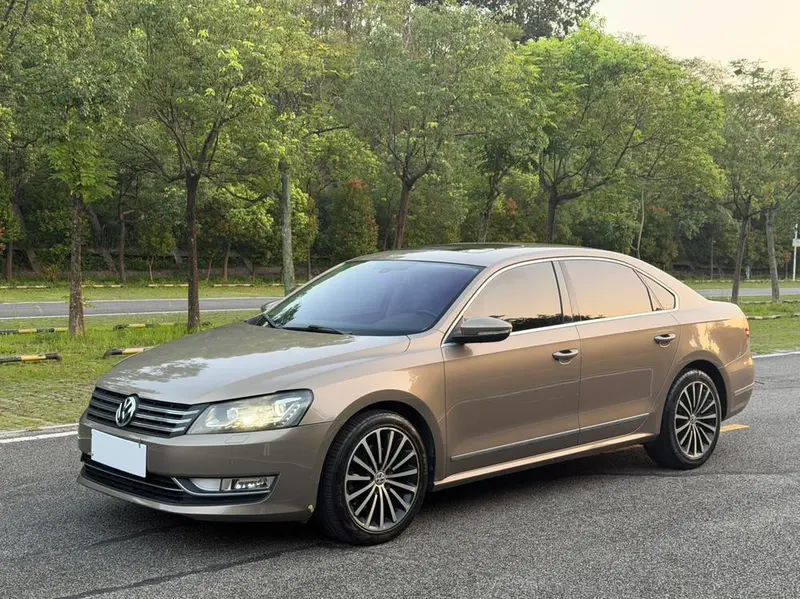 Volkswagen Passat, 2014