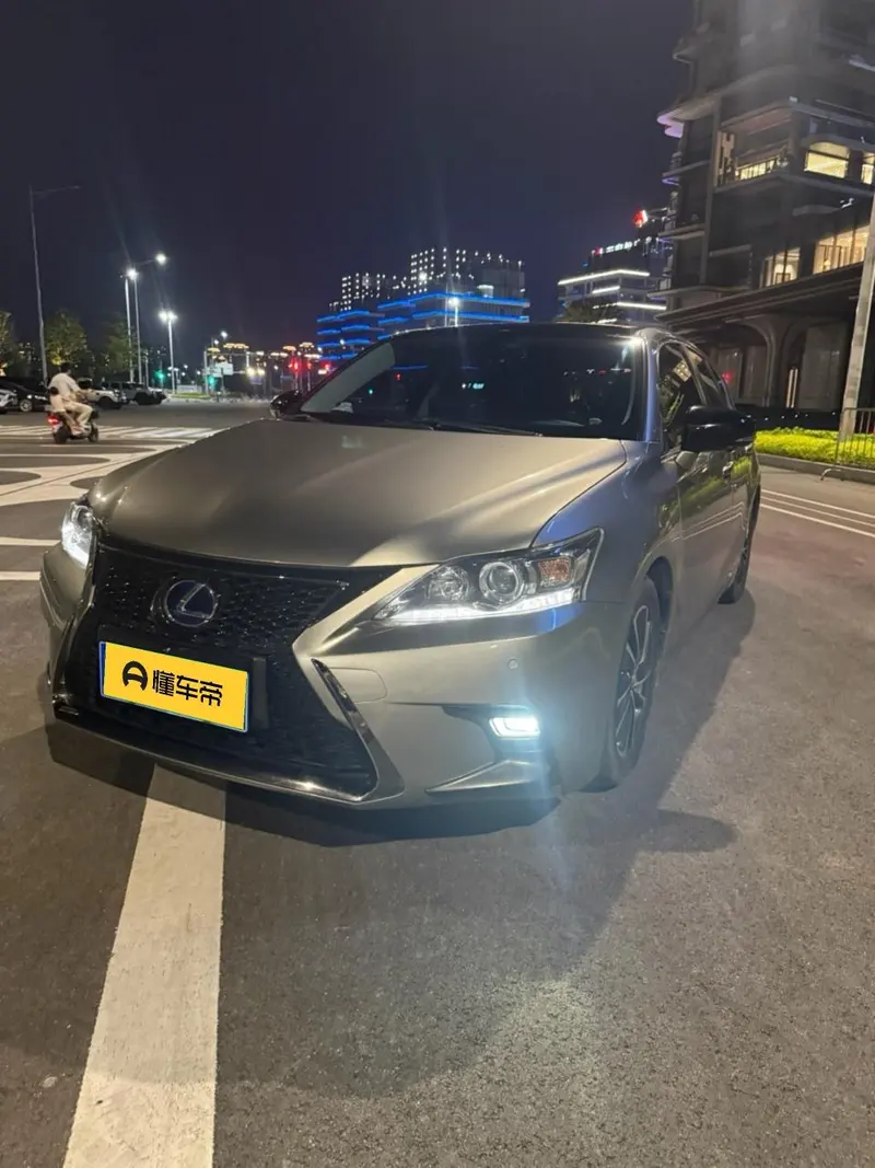Lexus CT, 2017