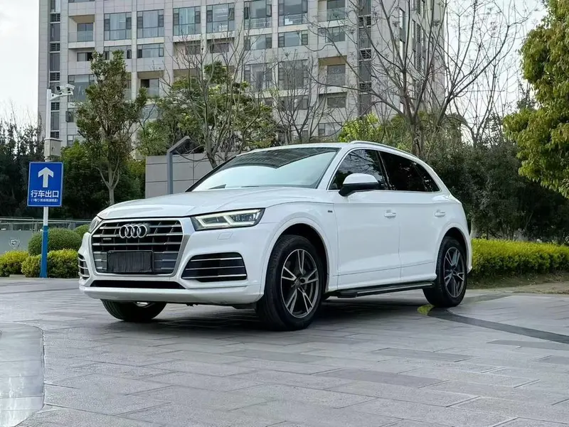 Audi Q5L, 2018