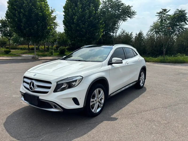 Mercedes-Benz GLA GLA 200 Version, 2017 — фото 1