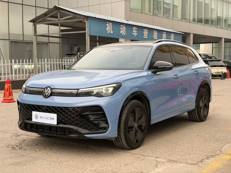 Volkswagen Tiguan L Pro 380TSI 4WD R-Line Premium Edition, 2024 — фото 1