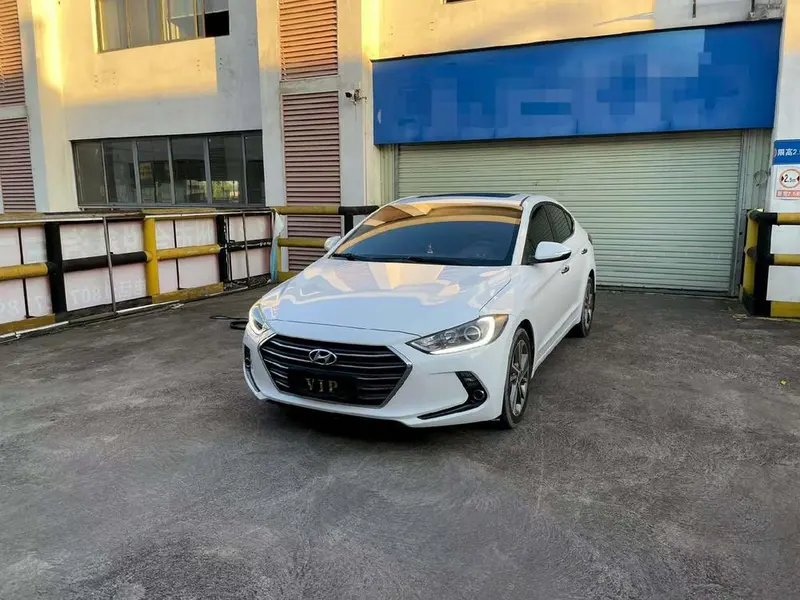 Hyundai Elantra Lingdong, 2016