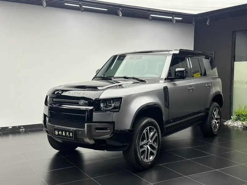 Land Rover Defender, 2022