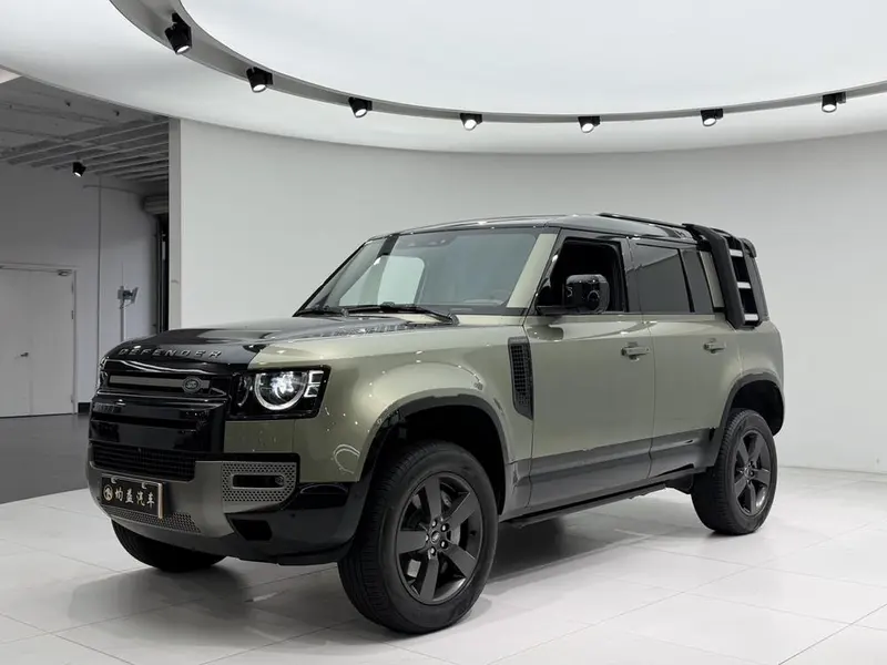 Land Rover Defender, 2024