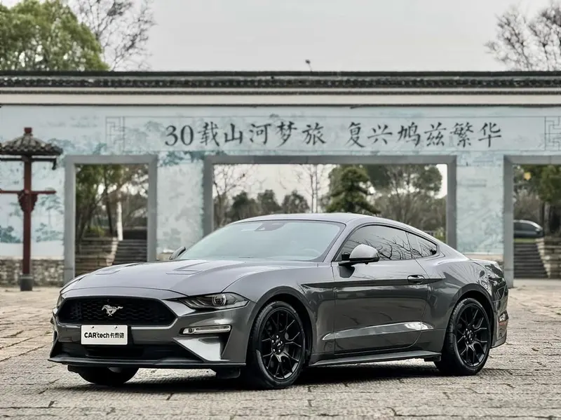 Ford Mustang 2.3T EcoBoost, 2021 — фото 1