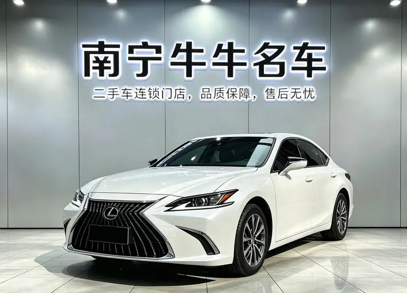 Lexus ES 2.0L Auto FWD 5 Seater Parallel Import, 2023 — фото 1