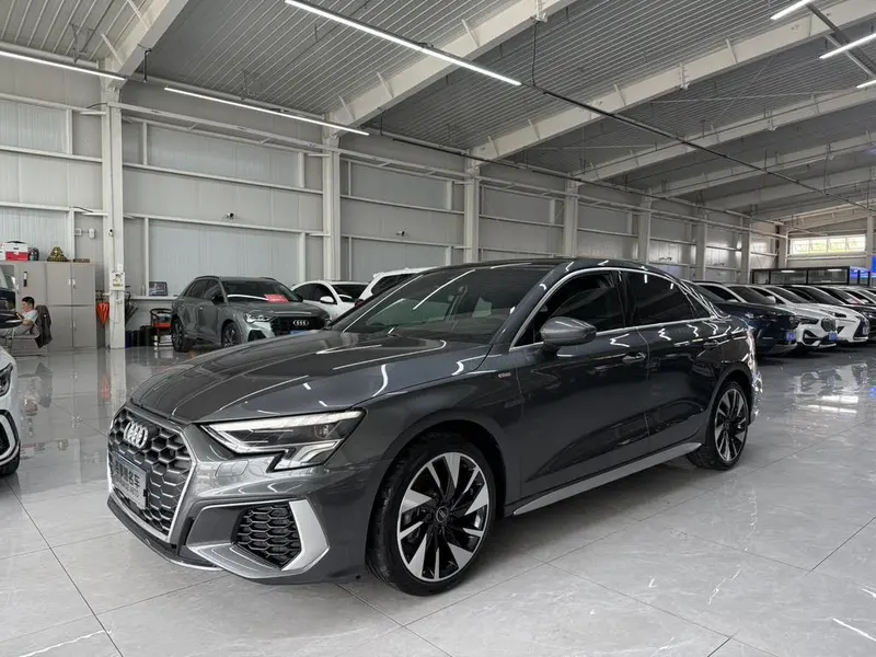 Audi A3 A3L Limousine 35 TFSI Fashion Sport Version, 2023 — фото 1