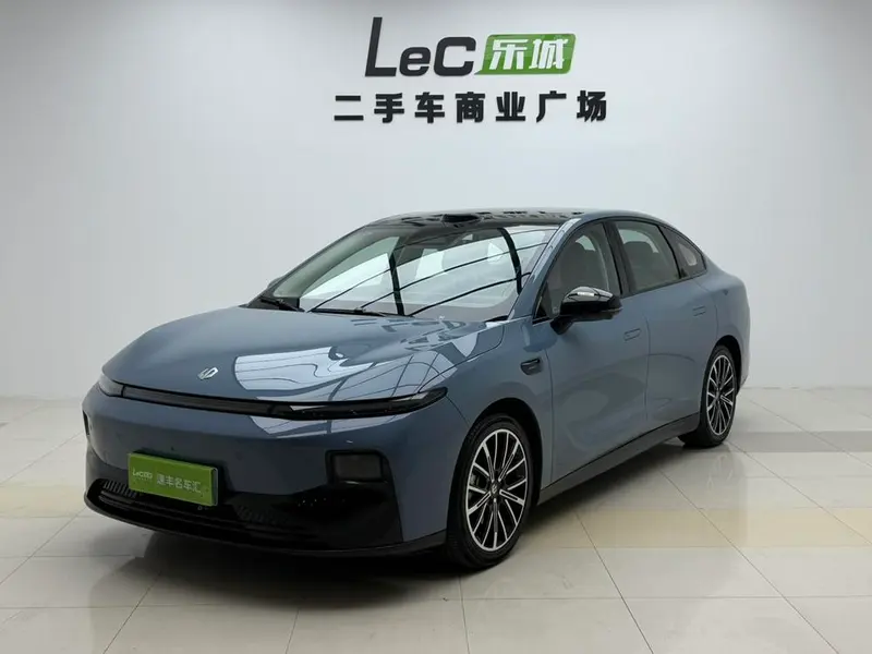 Leapmotor B01, 2025