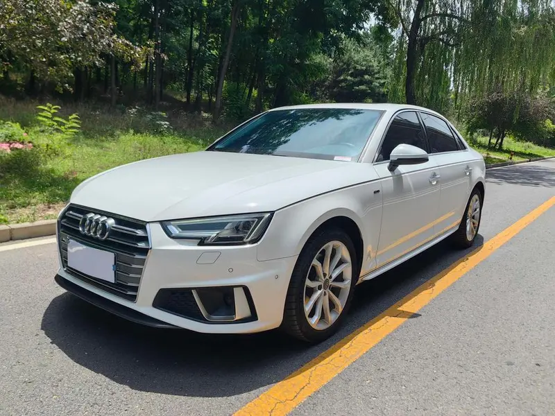 Audi A4L 40 TFSI Fashion Version CN6, 2019 — фото 1