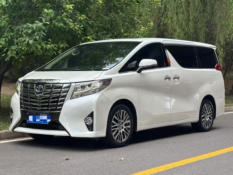 Toyota Alphard, 2015