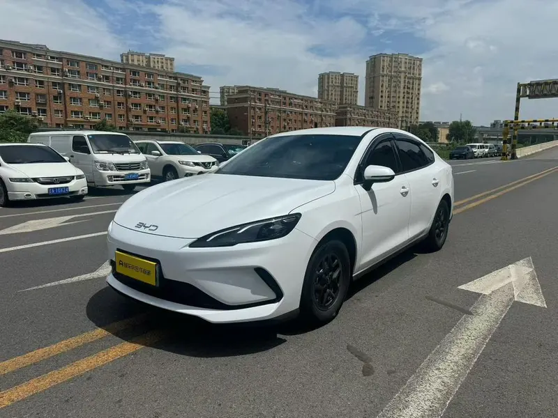 BYD Seal 05 DM Smart Drive Edition DM-i 55KM Luxury Version, 2025 — фото 1