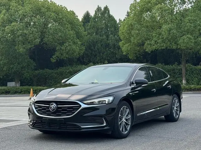 Buick LaCrosse, 2022