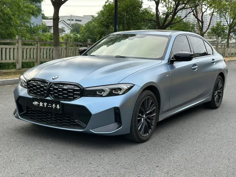 BMW 3-Series, 2023