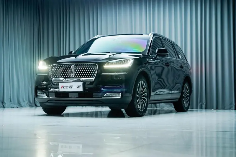 Lincoln Aviator, 2023