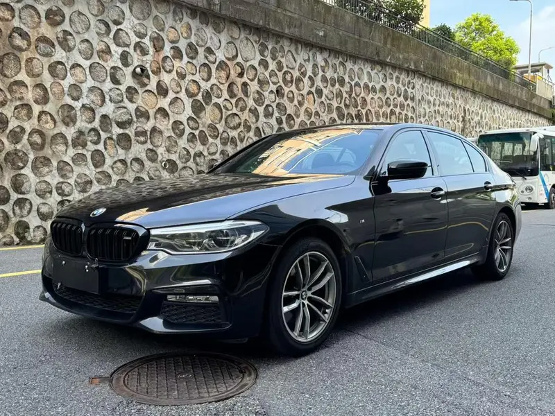 BMW 5-Series, 2018