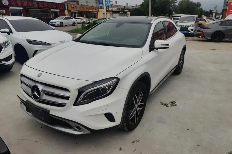 Mercedes-Benz GLA GLA 200 Fashion Version, 2016 — фото 1