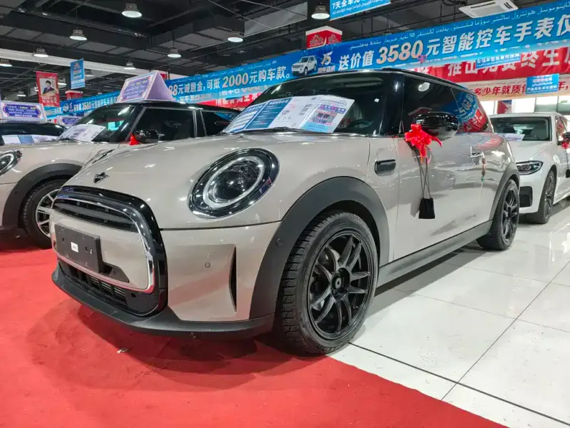 MINI Mini, 2022