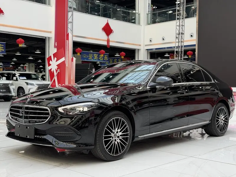 Mercedes-Benz C-Class, 2025