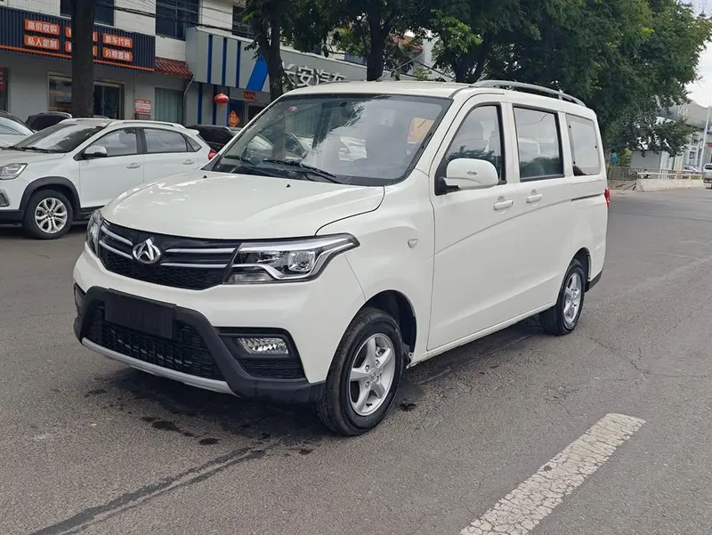 Changan Kaicheng Ounuo S 1.5L Премиум 双蒸空调 микроавтобус JL473QG 5 мест, 2025 — фото 1
