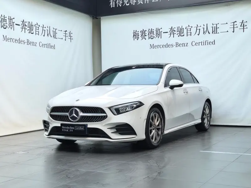 Mercedes-Benz A-Class Facelift A 200 L Sport Fashion Edition, 2022 — фото 1