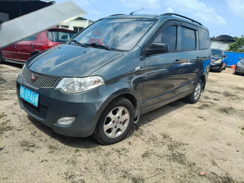 Wuling Hongguang, 2013