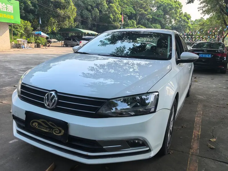 Volkswagen Sagitar, 2015