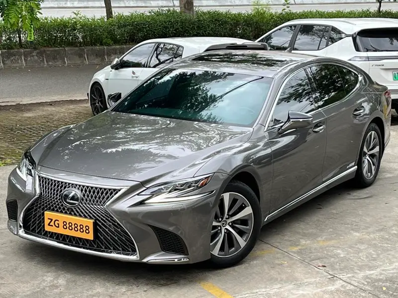 Lexus LS, 2018