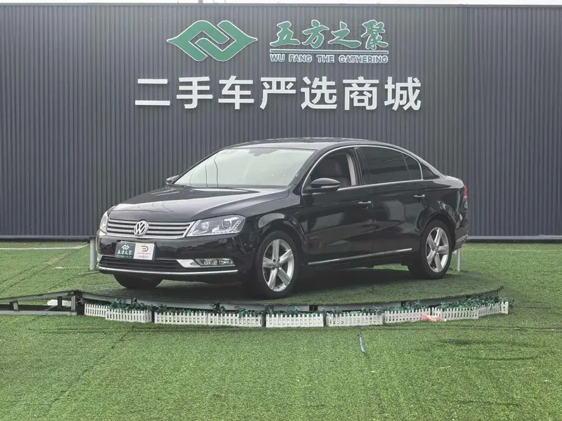 Volkswagen Magotan 2.0TSI Premium Version, 2012 — фото 1