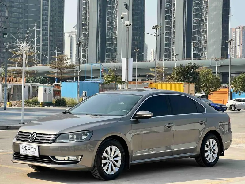 Volkswagen Passat, 2011